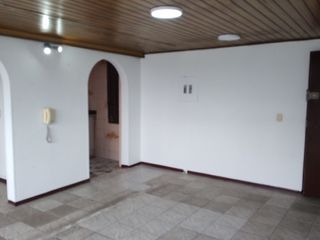 Foto 16 de Se Arrienda Apartaestudio Edificio Ciudad de Lima - Inmobiliaria e Inversiones Emanuel