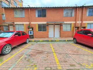 Foto 1 de CASA EN VENTA SECTOR CONJUNTO MUTIFAMILIARES MONTEARROYO ZIPAQUIRA