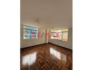 Foto 5 de ¡Dúplex De 95 M² En El Callao, Listo Para Habitar, Excelente Ubicación Cerca De Universidades Y Centros Comerciales.