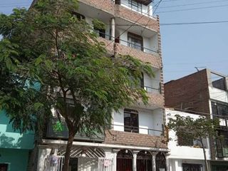 Foto 1 de Se vende casa de 5 pisos en San Juan de Lurigancho