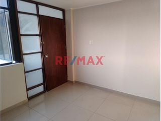 Foto 8 de Se Vende Departamento en San Martin de Porres - Pro Zona Centrica