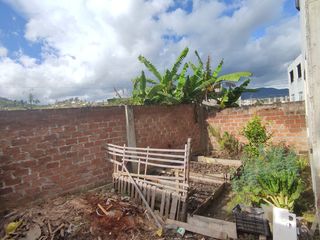 Foto 9 de Vendo casa de una planta con proyección en el Paraiso