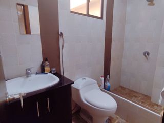 Foto 15 de Vendo casa de una planta con proyección en el Paraiso