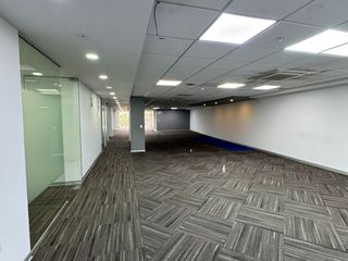 Foto 3 de Oficina Prime de 947 m² con Vista Al Golf Los Incas en Santiago de Surco