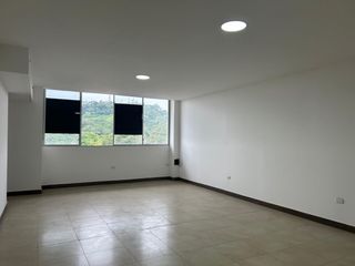 Foto 5 de Locales Comerciales Plaza Hogar