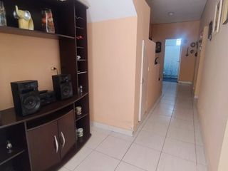 Foto 19 de AMPLIA CASA EN VENTA EN URBANIZACON MIRAFLORES  -  AV CAYETANO HEREDIA. - CASTILLA - PIURA