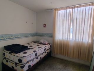 Foto 10 de AMPLIA CASA EN VENTA EN URBANIZACON MIRAFLORES  -  AV CAYETANO HEREDIA. - CASTILLA - PIURA
