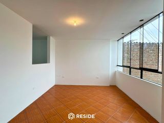Foto 2 de Departamento de 2 Dormitorios en 3er Piso  Urb. Covicorti
