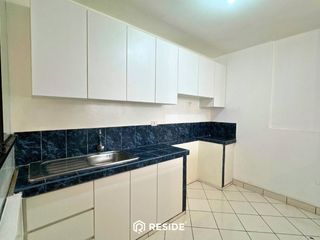 Foto 4 de Departamento de 2 Dormitorios en 3er Piso  Urb. Covicorti