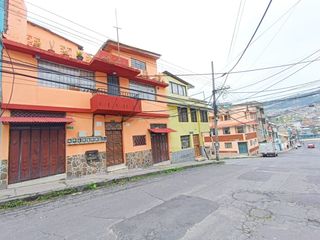 Foto 1 de CASA RENTERA EN VENTA, 608m2 EN CHIMBACALLE