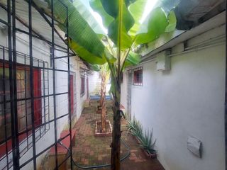 Foto 21 de Vendo propiedad comercial en Urdesa, 800m2 de terreno y 750m2 de construccion