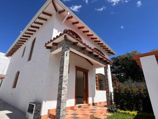 Foto 3 de Renta  Casa Nueva No Adosada en La Armenia – Valle de Los Chillos