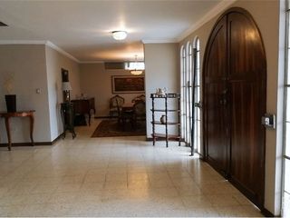 Foto 5 de 🏡 ¡En venta casa  en Los Ceibos! 🌳