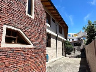 Foto 1 de ¡HERMOSA CASA EN RENTA IDEAL PARA NEGOCIO!