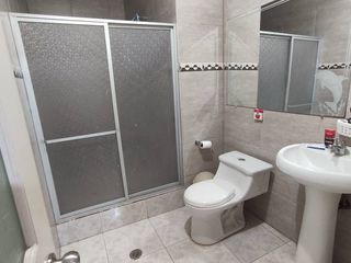 Foto 4 de Vendo casa rentera en la Celi Roman