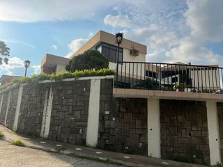 Foto 5 de venta de casa  en Lomas de Urdesa