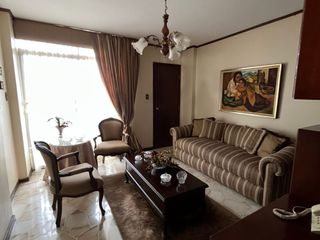 Foto 6 de venta de casa  en Lomas de Urdesa