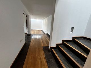 Foto 3 de Casa en Arriendo en Cumbayá – Vía Tanda, Tranquilidad y Naturaleza