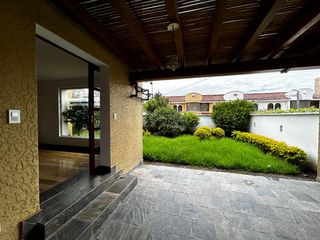 Foto 5 de Casa en Arriendo en Cumbayá – Vía Tanda, Tranquilidad y Naturaleza