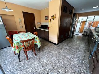 Foto 9 de VENTA CASA EN MANUEL AUGUSTO OLAECHEA – EL ROSEDAL – MIRAFLORES