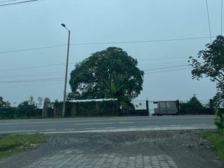 Foto 3 de Galpón en La Av Quito
