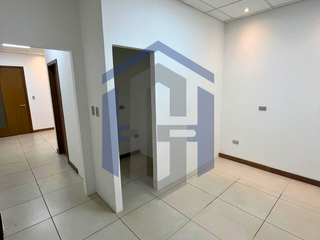 Foto 6 de Consultorio en venta - Torre Medica XIMA, Av. Francisco Boloña, Guayaquil, Ecuador