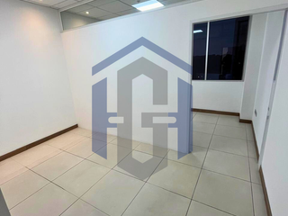 Foto 9 de Consultorio en venta - Torre Medica XIMA, Av. Francisco Boloña, Guayaquil, Ecuador