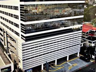 Foto 1 de Consultorio en venta - Torre Medica XIMA, Av. Francisco Boloña, Guayaquil, Ecuador