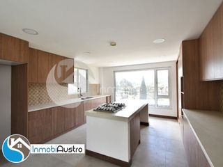 Foto 2 de Challuabamba, Venta de Hermosa Casa Moderna ¡POR ESTRENAR!
