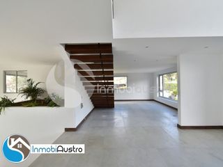 Foto 1 de Challuabamba, Venta de Hermosa Casa Moderna ¡POR ESTRENAR!