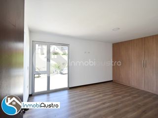 Foto 12 de Challuabamba, Venta de Hermosa Casa Moderna ¡POR ESTRENAR!