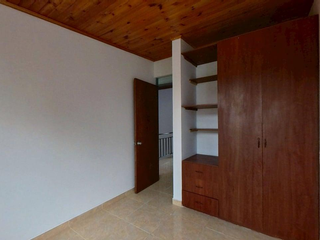 Foto 17 de SE VENDE ESPECTACULAR CASA EN MOSQUERA SANTILLANA
