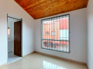 Foto 20 de SE VENDE ESPECTACULAR CASA EN MOSQUERA SANTILLANA