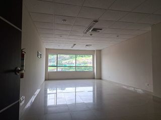 Foto 3 de EN VENTA OFICINA, NORTE DE GUAYAQUIL, ECUADOR.