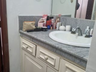 Foto 4 de Amplio Departamento en Alquiler – Urdesa Norte