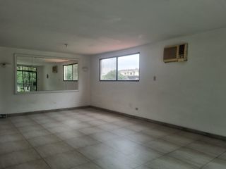 Foto 7 de Amplio Departamento en Alquiler – Urdesa Norte