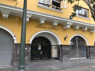 Foto 4 de Lindo departamento con excelente vista ala plaza mayor de lima en edificio Pizarro