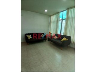 Foto 6 de Hermosa Casa Semi Amoblada En Alquiler En La 1Era Etapa De Palmeras -Centenario  ID: 1139787