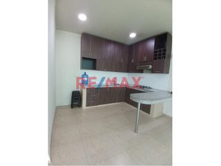 Foto 14 de Hermosa Casa Semi Amoblada En Alquiler En La 1Era Etapa De Palmeras -Centenario  ID: 1139787