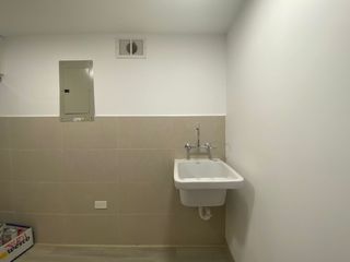 Foto 8 de Departamento de renta en Cumbaya sector Jacaranda, urbanización con seguridad 24/7, 2 dorms, patio.