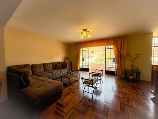 Foto 1 de VENTA DPTO 2DO PISO 4 DORMITORIOS 127M2 VMT - $94,000