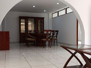 Foto 5 de ALQUILER DEPARTAMENTO CHOSICA BATA SOL 240 M2 S/.2500