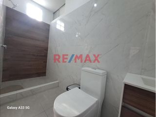Foto 13 de Venta De Casa De 4 Pisos En Comas