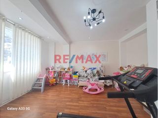 Foto 16 de Venta De Casa De 4 Pisos En Comas