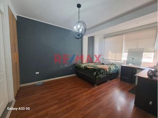 Foto 12 de Venta De Casa De 4 Pisos En Comas