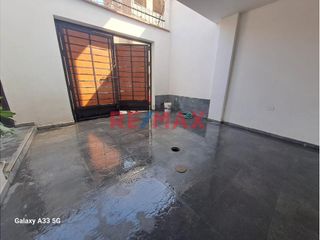 Foto 18 de Venta De Casa De 4 Pisos En Comas