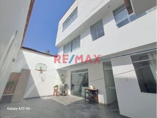 Foto 20 de Venta De Casa De 4 Pisos En Comas