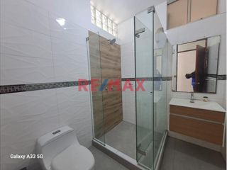 Foto 6 de Venta De Casa De 4 Pisos En Comas