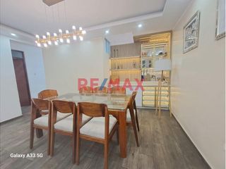 Foto 2 de Venta De Casa De 4 Pisos En Comas