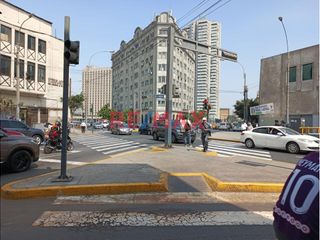 Foto 4 de SE VENDE Oficina de 47m2  en el corazón de Lima 🏢